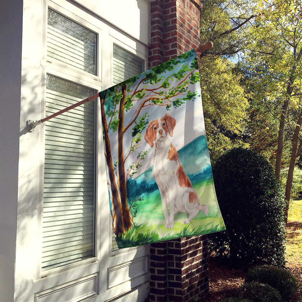 Under the Tree Brittany Spaniel Flag Canvas House Size CK2024CHF  the-store.com.