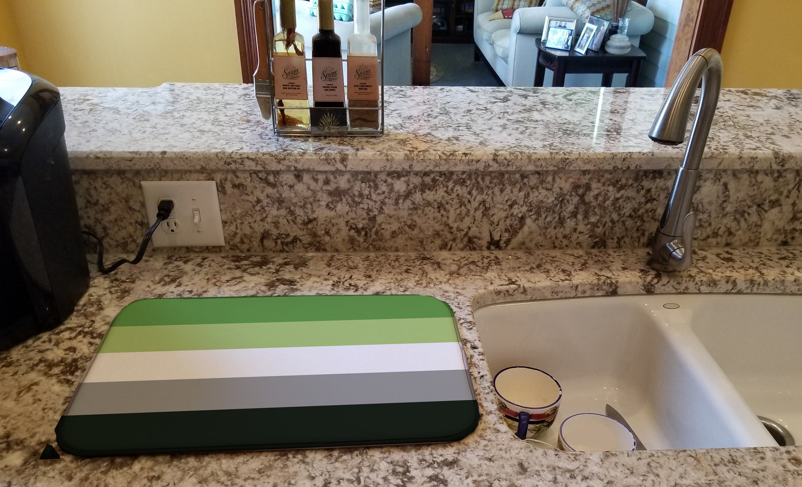 Caroline's Treasures Aronmantic Pride Dish Drying Mat – Absorbent, Artistic Kitchen Essentials