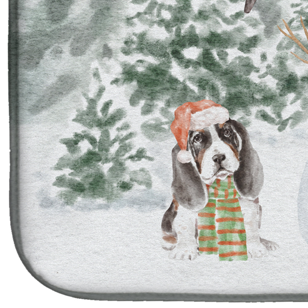 Basset Hound Puppy Tricolor with Christmas Presents Dish Drying Mat  the-store.com.