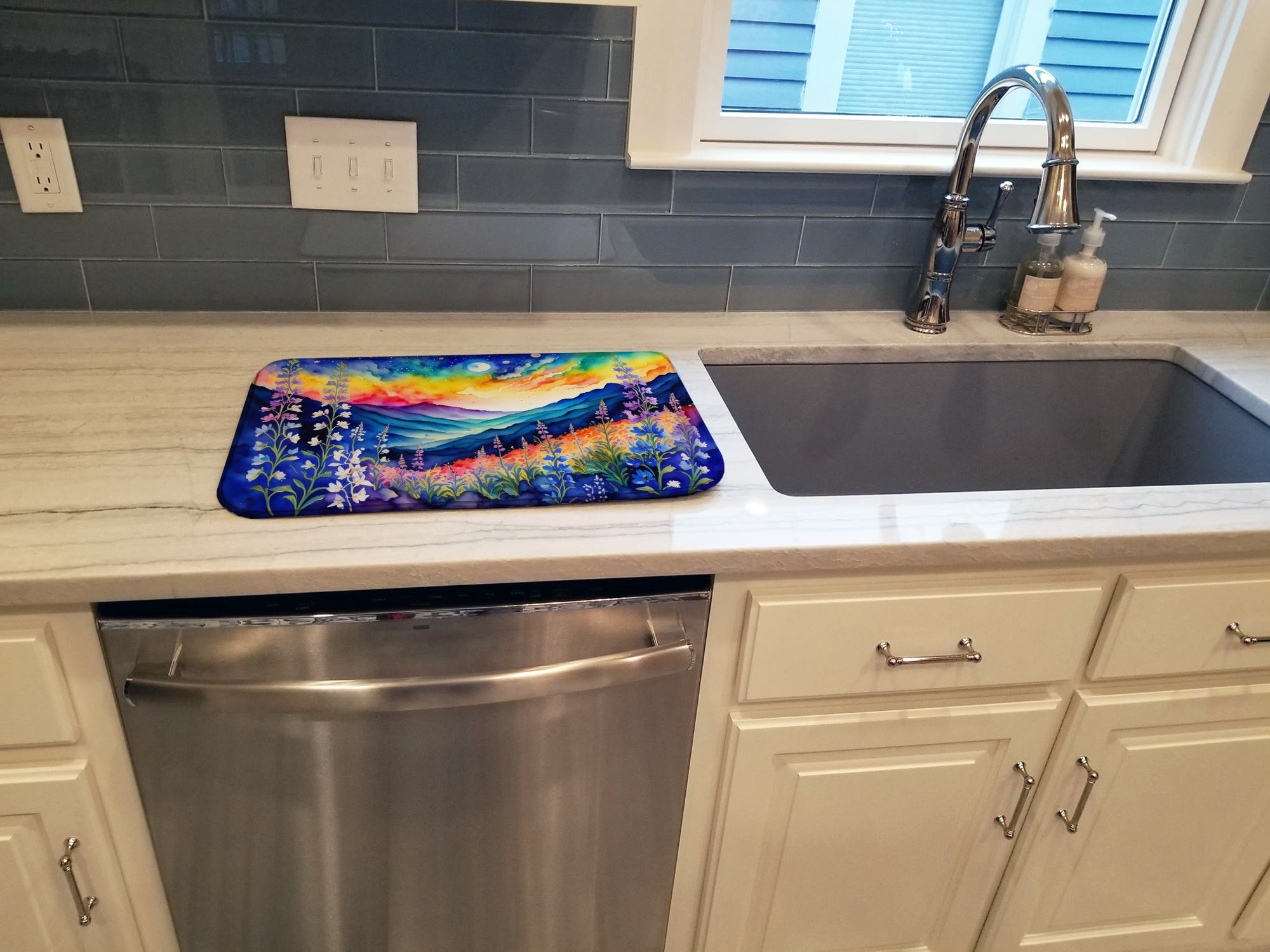 Delphinium in Color Dish Drying Mat
