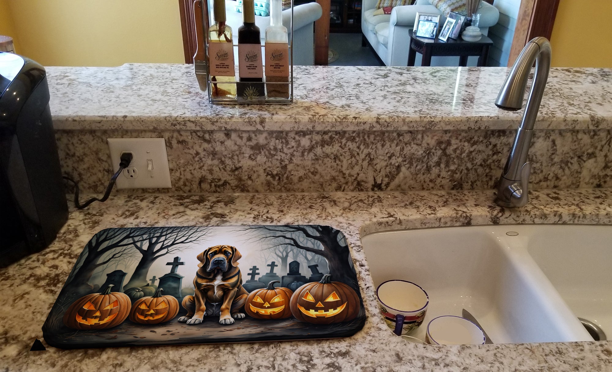 Bloodhound Spooky Halloween Dish Drying Mat