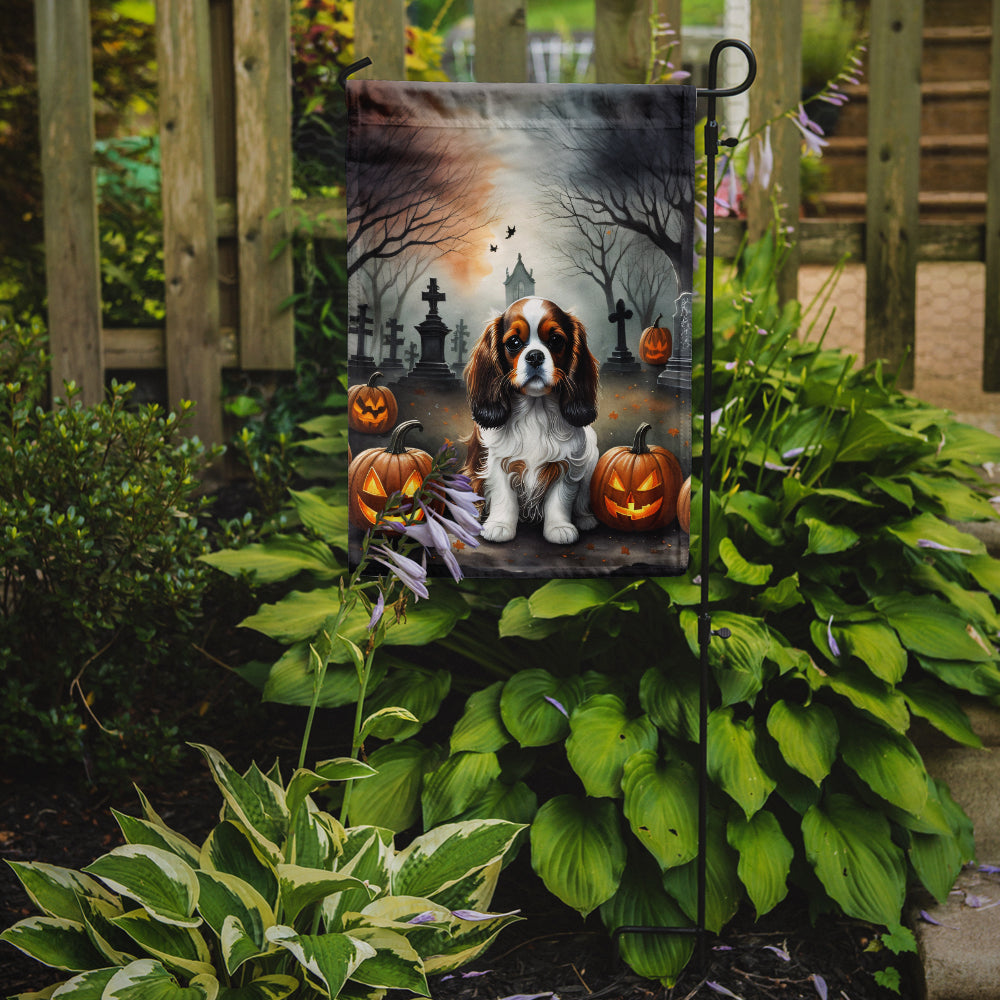 Cavalier Spaniel Spooky Halloween Garden Flag
