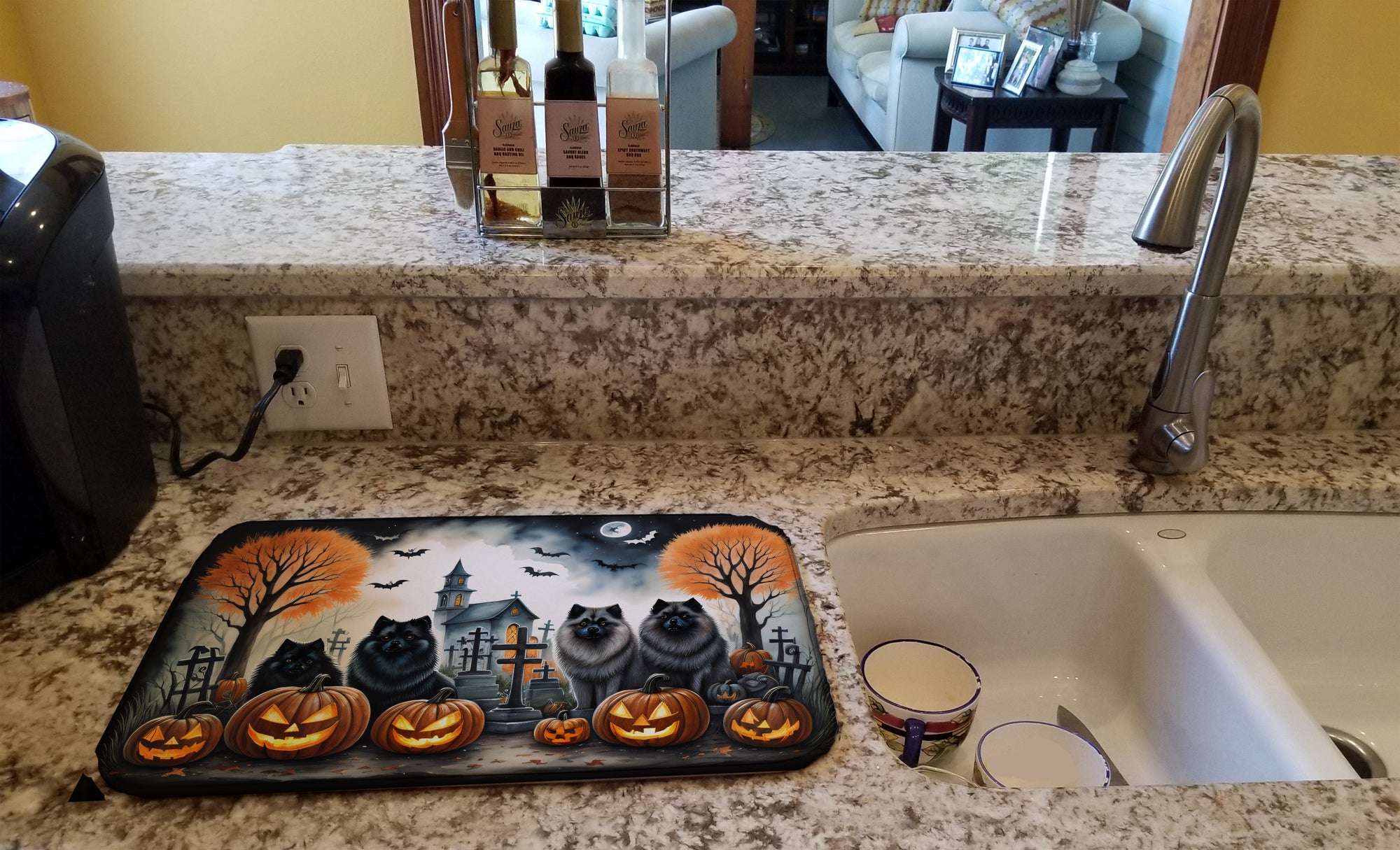 Keeshond Spooky Halloween Dish Drying Mat