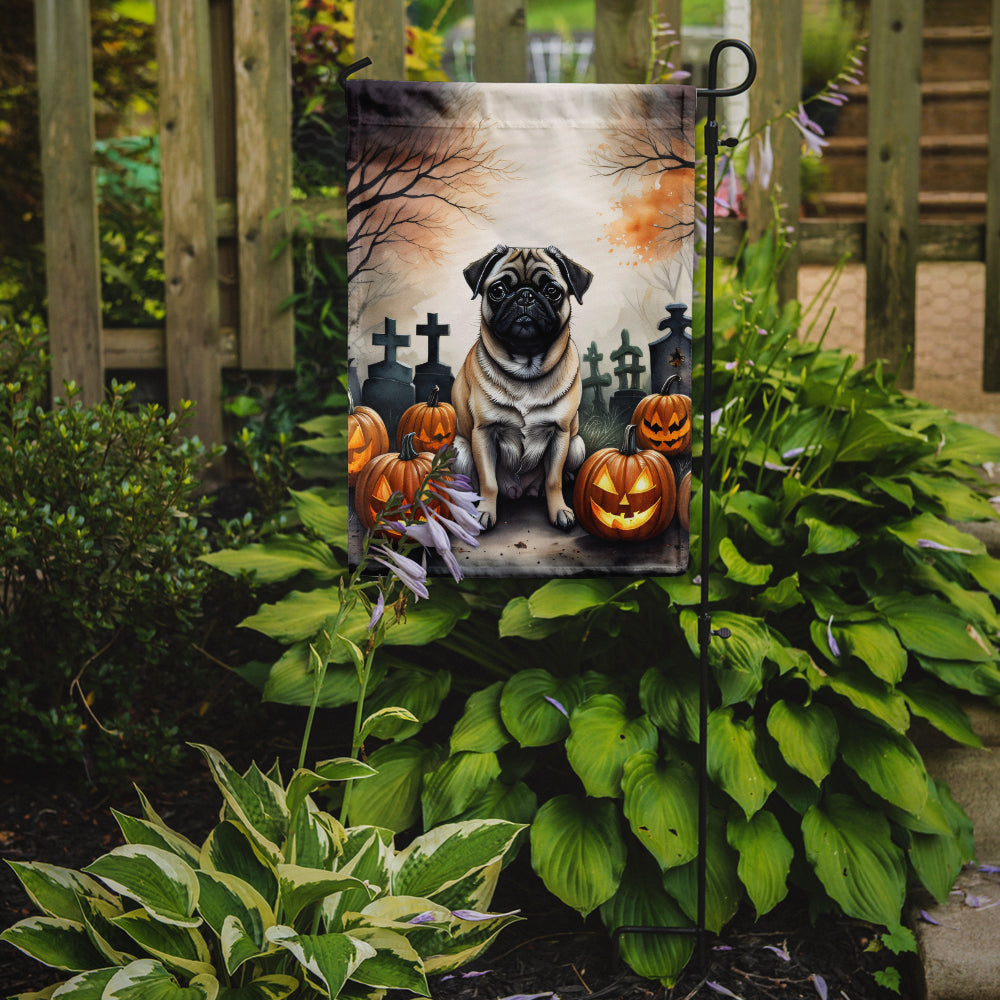 Caroline's Treasures Fawn Pug Spooky Halloween Garden Flag – Dog in Cemetery Scene