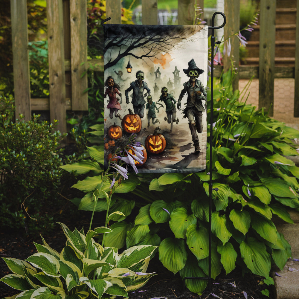 Caroline's Treasures Zombies Spooky Halloween Garden Flag – Outdoor Decorative Yard Flag