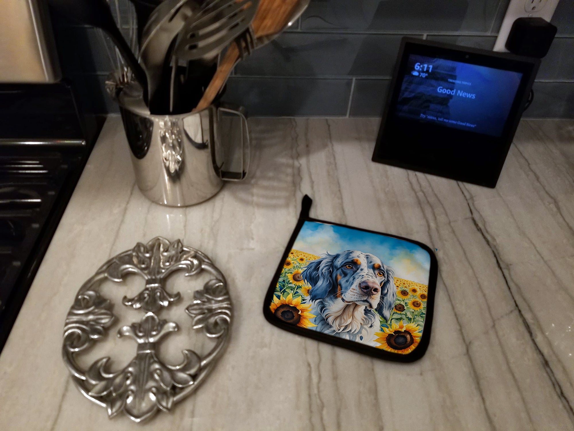 English Setter in Sunflowers Pair of Pot Holders