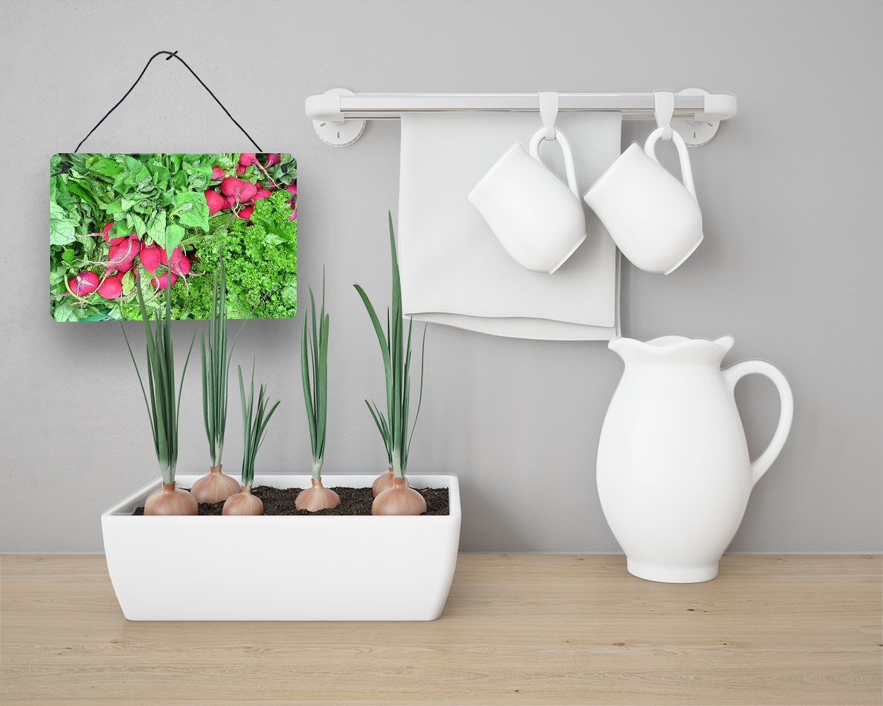 Caroline's Treasures Raddish by Gary Kwiatek Wall or Door Hanging Prints