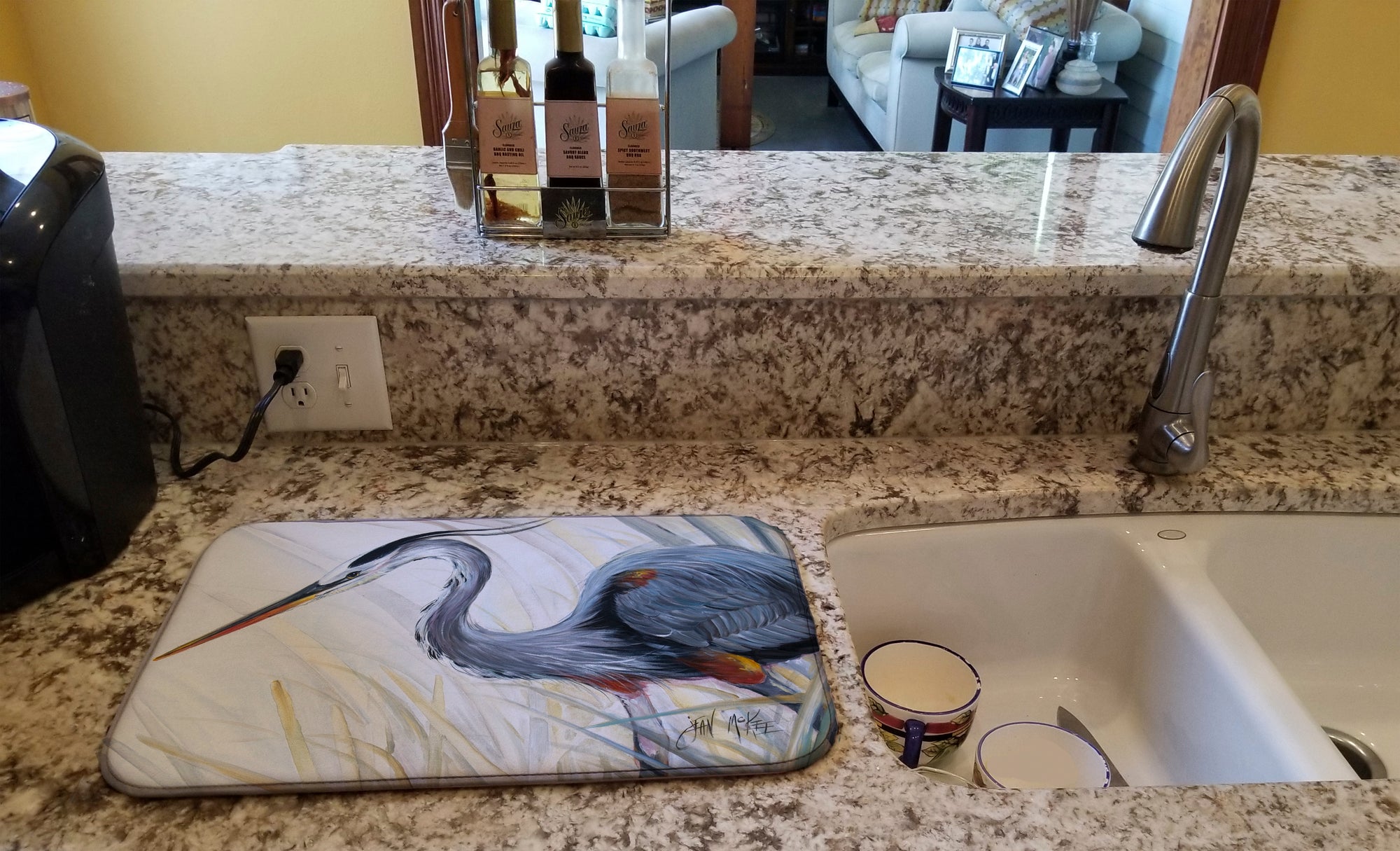 Caroline's Treasures Blue Heron Frog hunting Dish Drying Mat – Absorbent, Artistic Kitchen Essentials JMK1017DDM