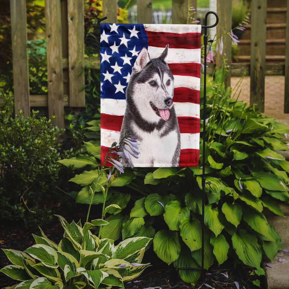 Caroline's Treasures USA American Flag with Alaskan Malamute Garden Flag – Decorative Outdoor Yard Flag KJ1154GF
