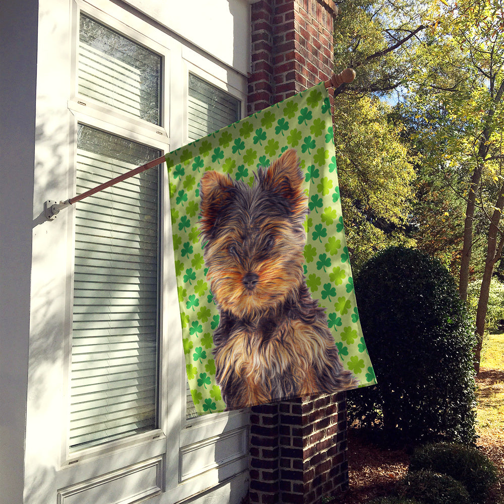 St. Patrick's Day Shamrock Yorkie Puppy / Yorkshire Terrier Flag Canvas House Size KJ1202CHF  the-store.com.