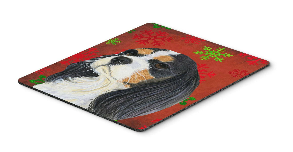 Cavalier Spaniel Red  Green Snowflakes Christmas Mouse Pad, Hot Pad or Trivet by Caroline&#39;s Treasures