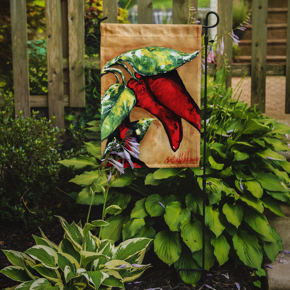 Caroline's Treasures Hot Peppers Garden Flag – Decorative Outdoor Yard Flag MW1198GF