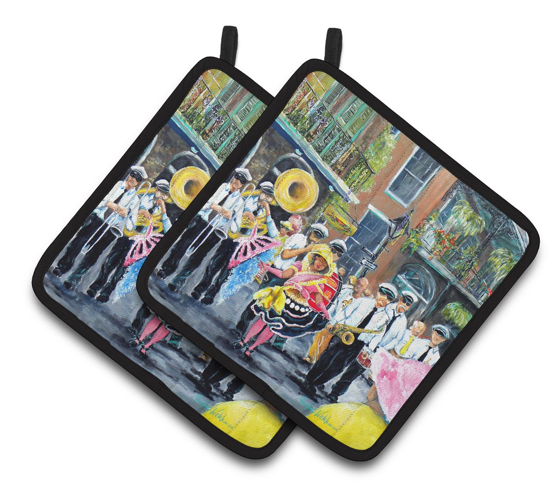 French Quarter Frolic Pair of Pot Holders MW1328PTHD by Caroline&#39;s Treasures
