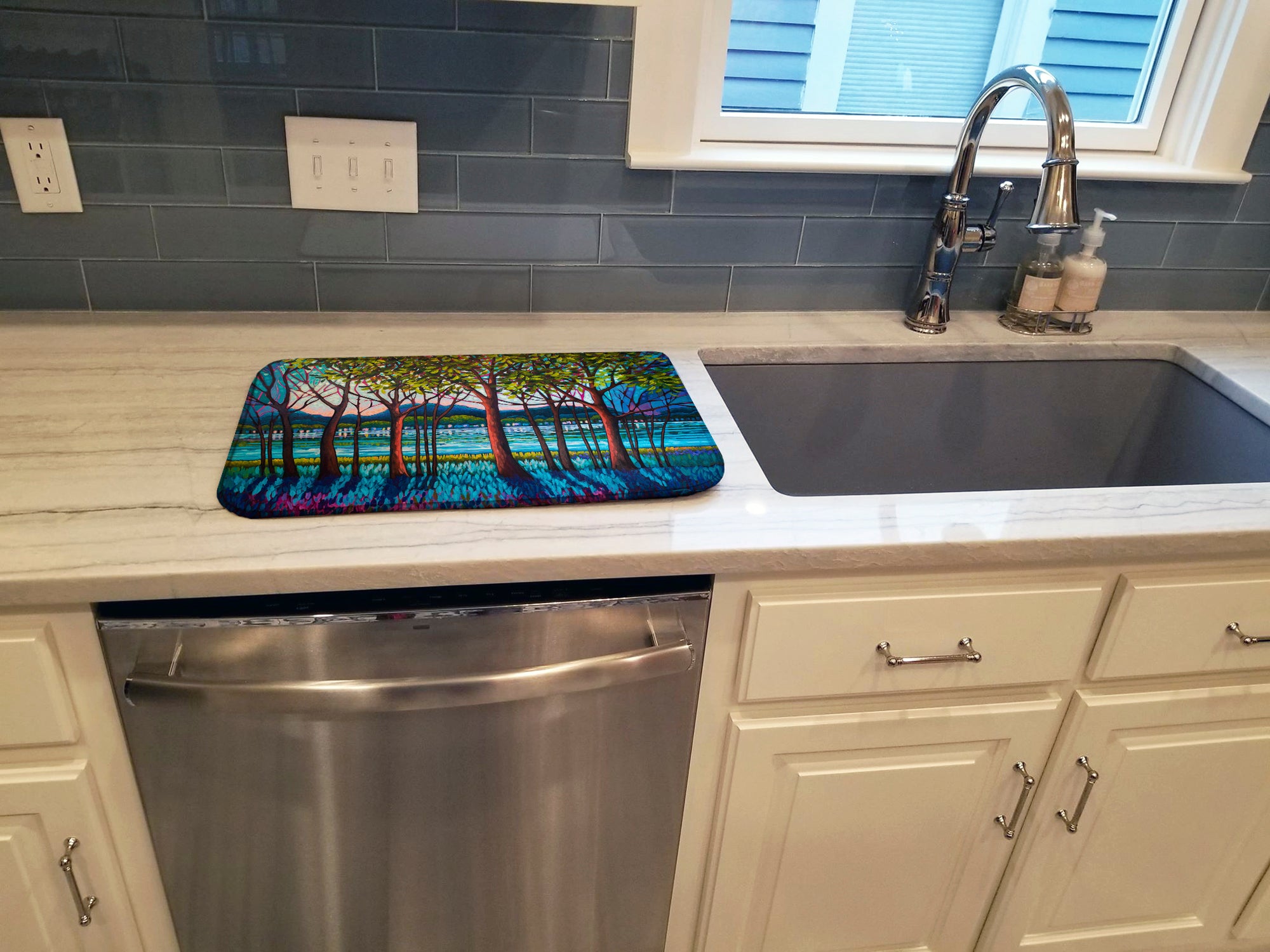 Caroline's Treasures Tanzanite River Dish Drying Mat – Absorbent, Artistic Kitchen Essentials PPD3022DDM