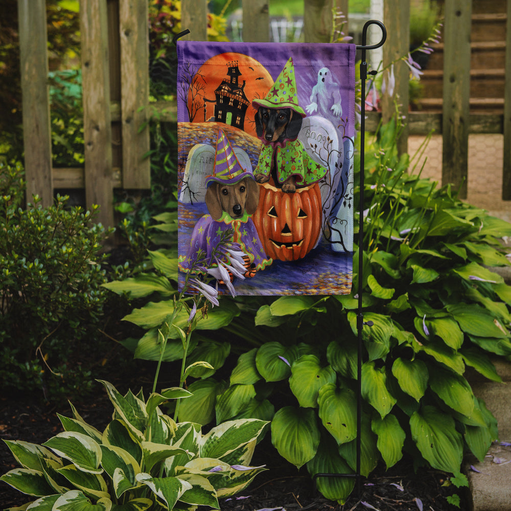 Caroline's Treasures Dachshund Halloween Haunted House Garden Flag – Decorative Outdoor Yard Flag PPP3082GF