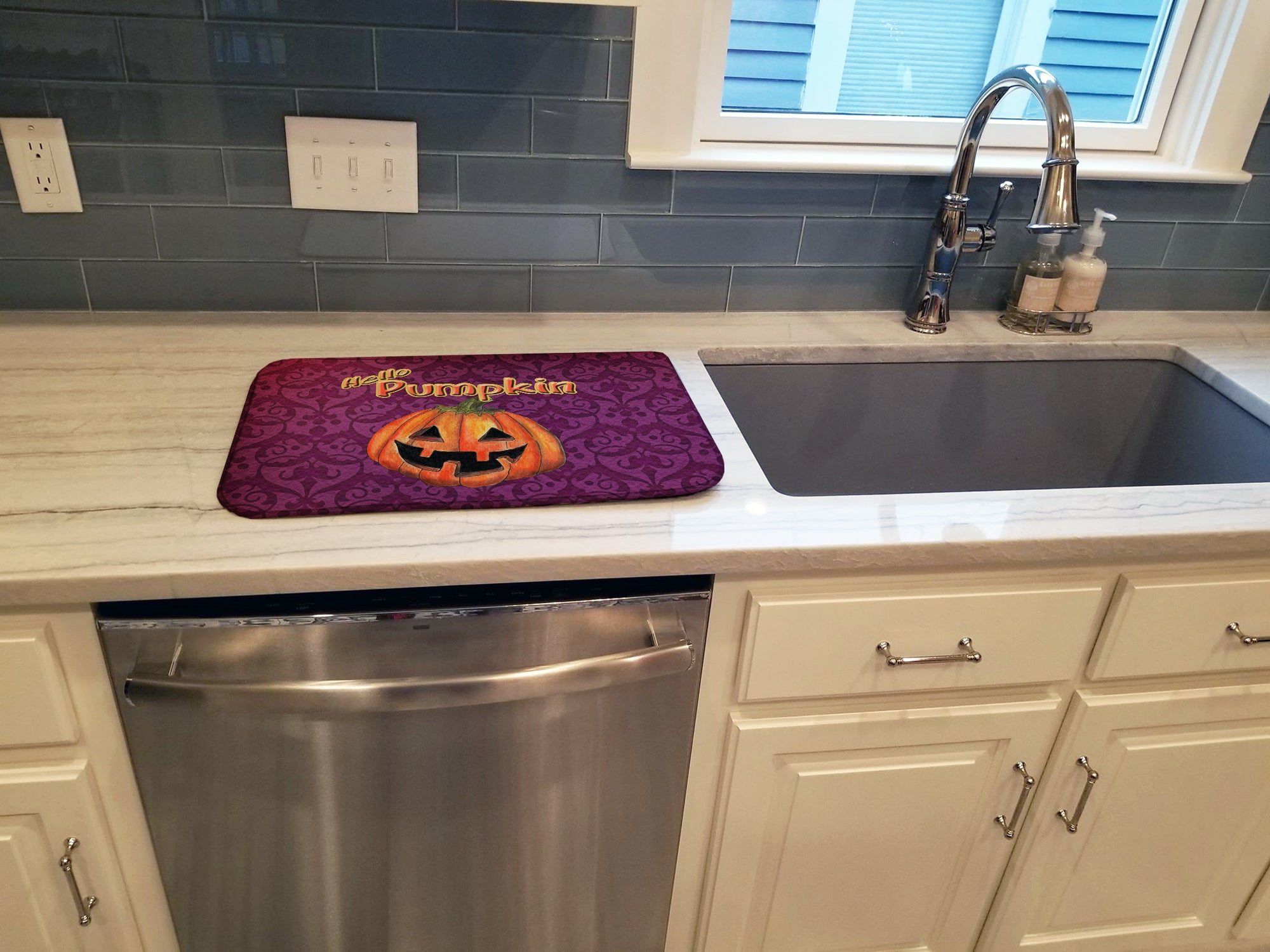 Hello Pumpkin Halloween Dish Drying Mat SB3017DDM