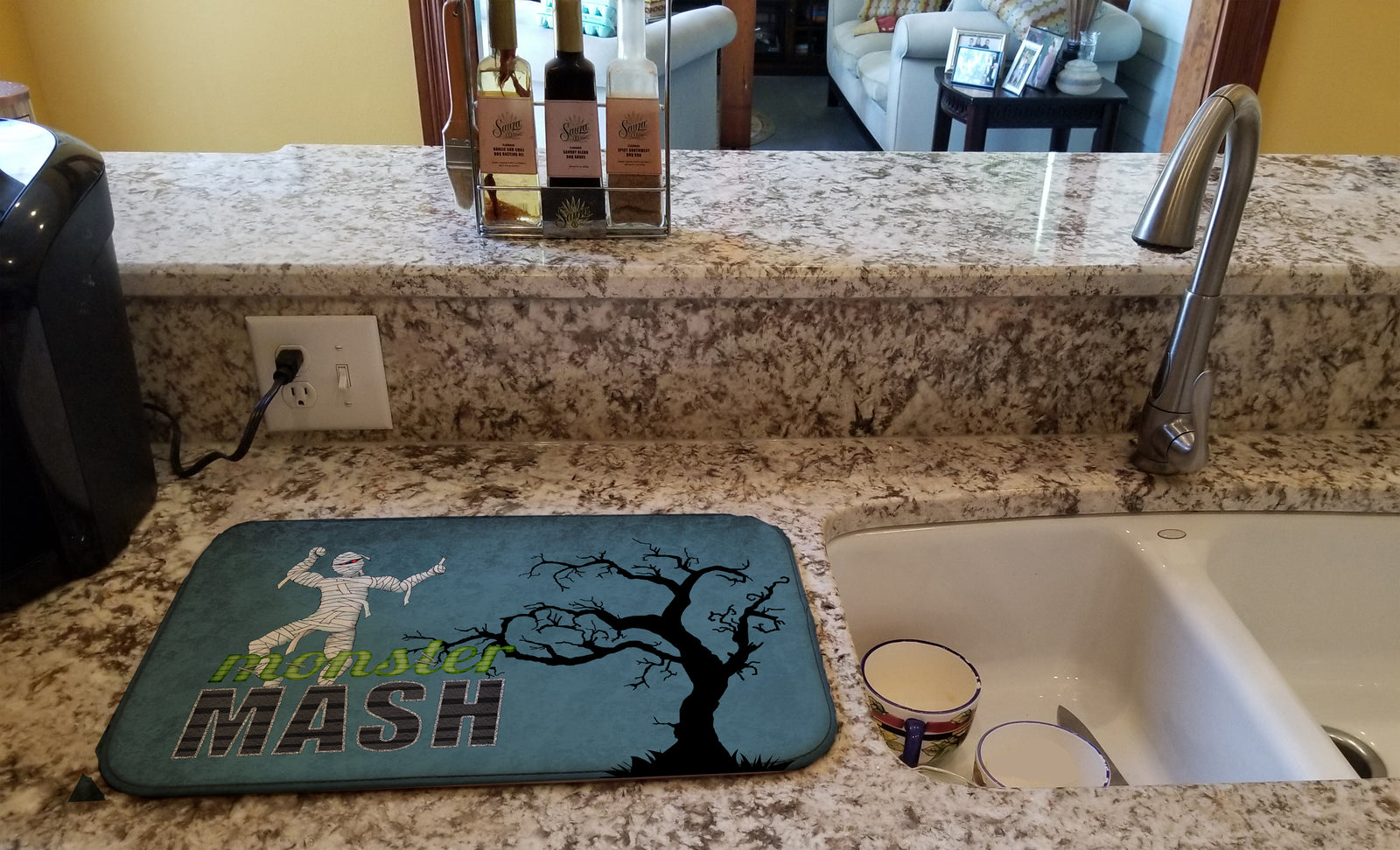 Caroline's Treasures Monster Mash with Mummy Halloween Dish Drying Mat – Absorbent, Artistic Kitchen Essentials SB3019DDM