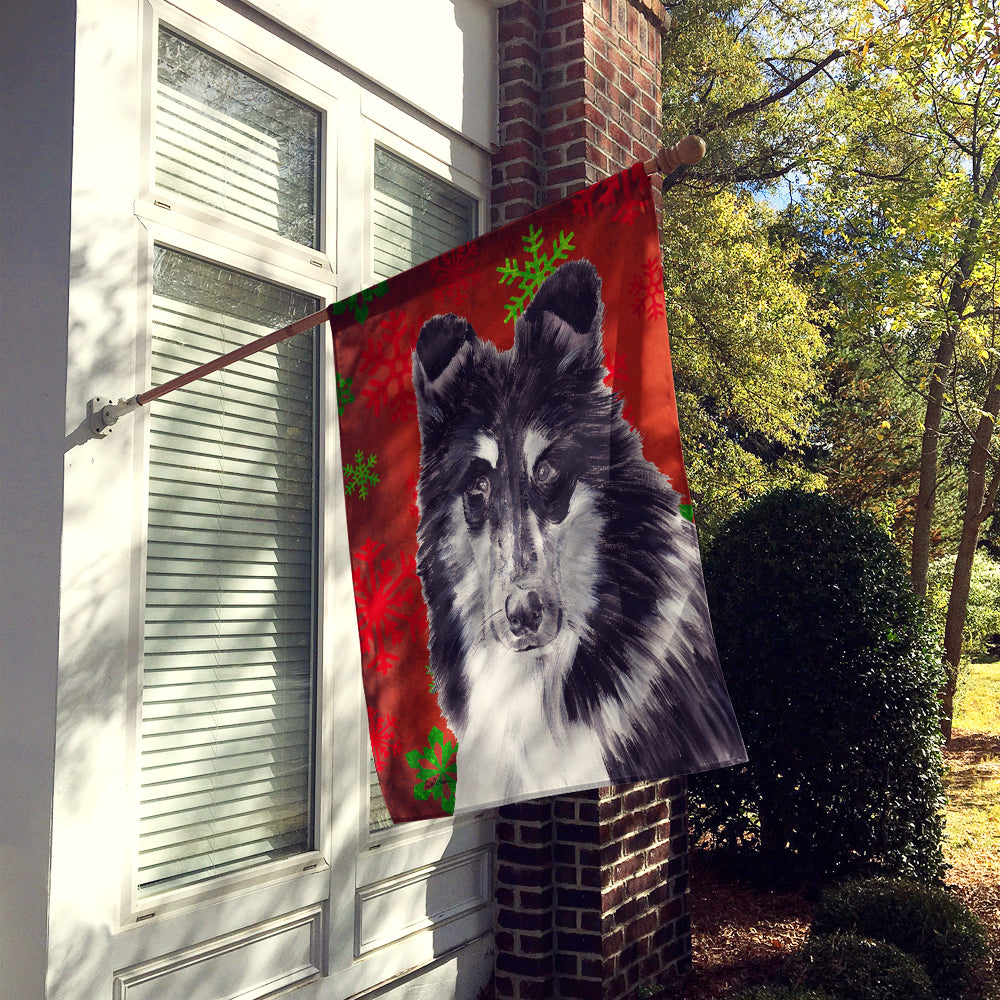 Black and White Collie Red Snowflakes Holiday Flag Canvas House Size SC9750CHF  the-store.com.