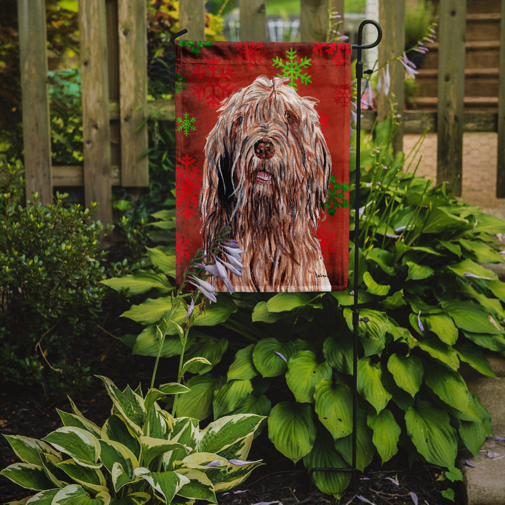 Caroline's Treasures Otterhound Red Snowflakes Holiday Garden Flag - Outdoor Decorative Yard Flag SC9757GF