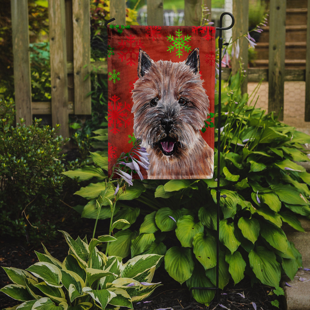 Caroline's Treasures Norwich Terrier Red Snowflakes Holiday Garden Flag – Decorative Outdoor Yard Flag SC9758GF