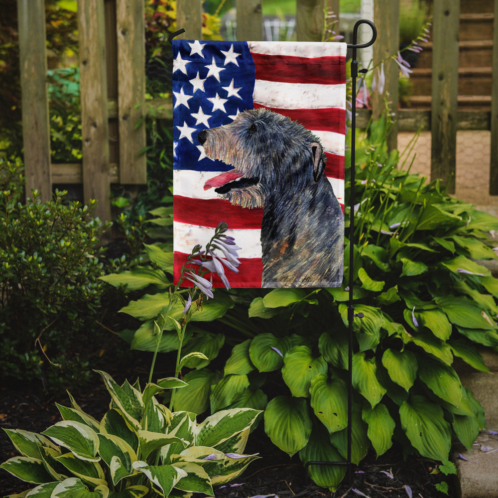 Drapeau américain des États-Unis avec la taille du jardin du drapeau irlandais Wolfhound