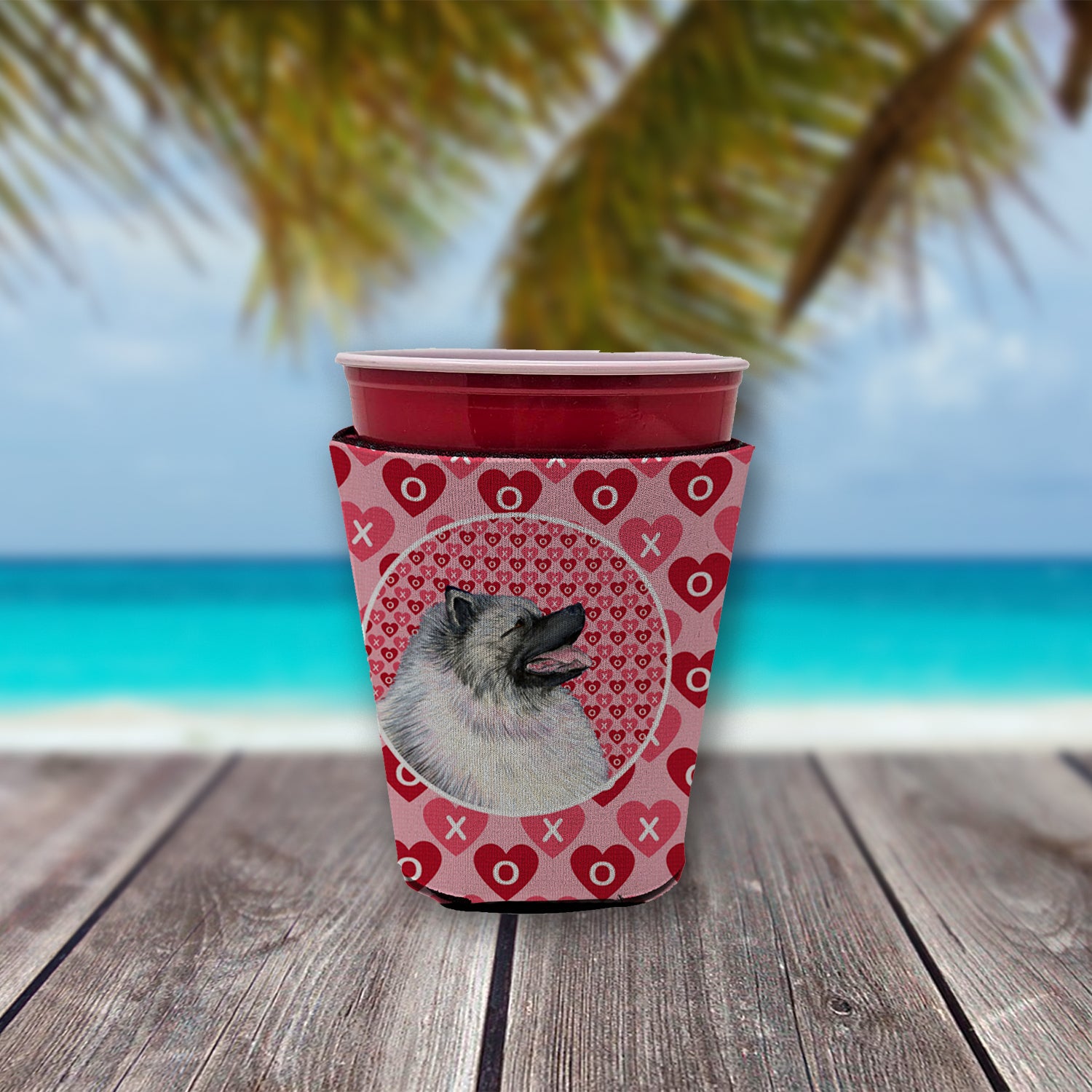 Keeshond  Red Cup Beverage Insulator Hugger  the-store.com.