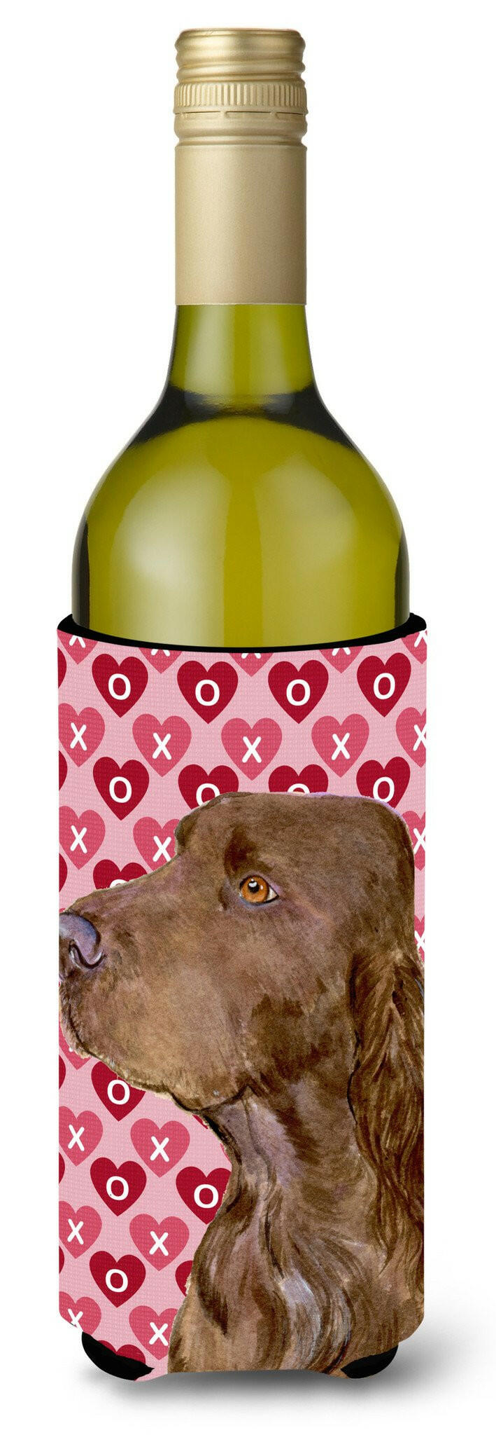 Field Spaniel Hearts Love and Valentine&#39;s Day  Wine Bottle Beverage Insulator Beverage Insulator Hugger by Caroline&#39;s Treasures