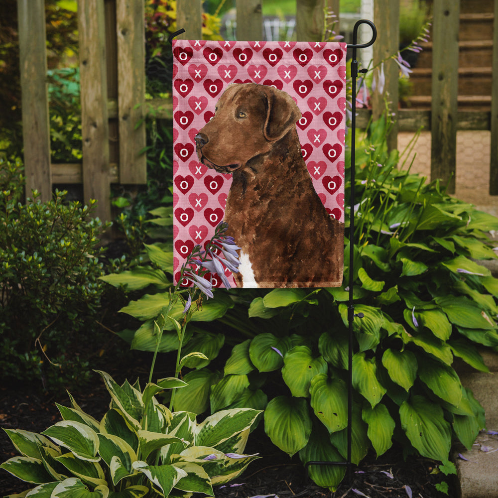 Caroline's Treasures Chesapeake Bay Retriever Hearts Love and Valentine's Day Garden Flag – Decorative Outdoor Yard Flag