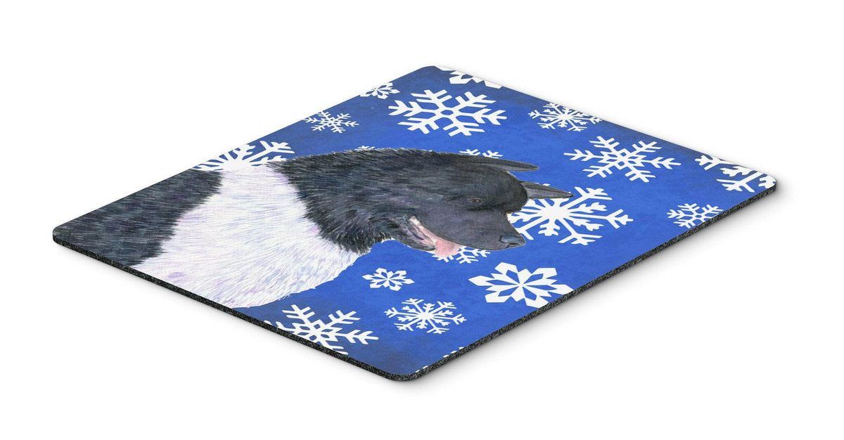 Akita Winter Snowflakes Holiday Mouse Pad, Hot Pad or Trivet by Caroline&#39;s Treasures