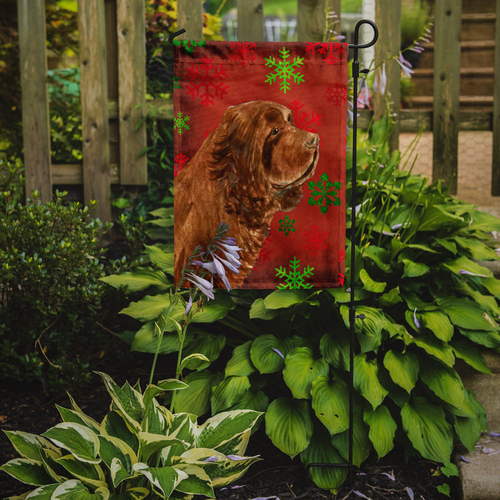 Sussex Spaniel Red Green Snowflake Holiday Christmas Flag Garden Size