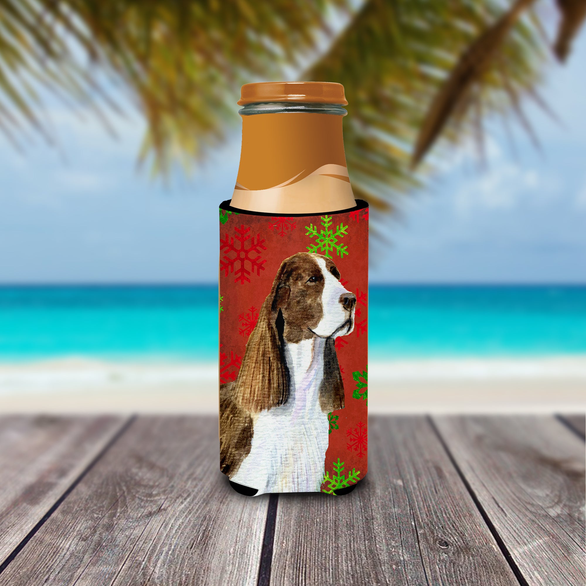 Springer Spaniel Red and Green Snowflakes Holiday Christmas Ultra Beverage Insulators for slim cans SS4720MUK