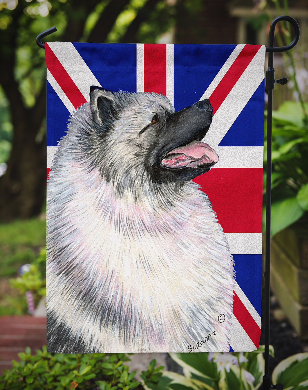 Keeshond with English Union Jack British Flag Flag Garden Size SS4930GF  the-store.com.