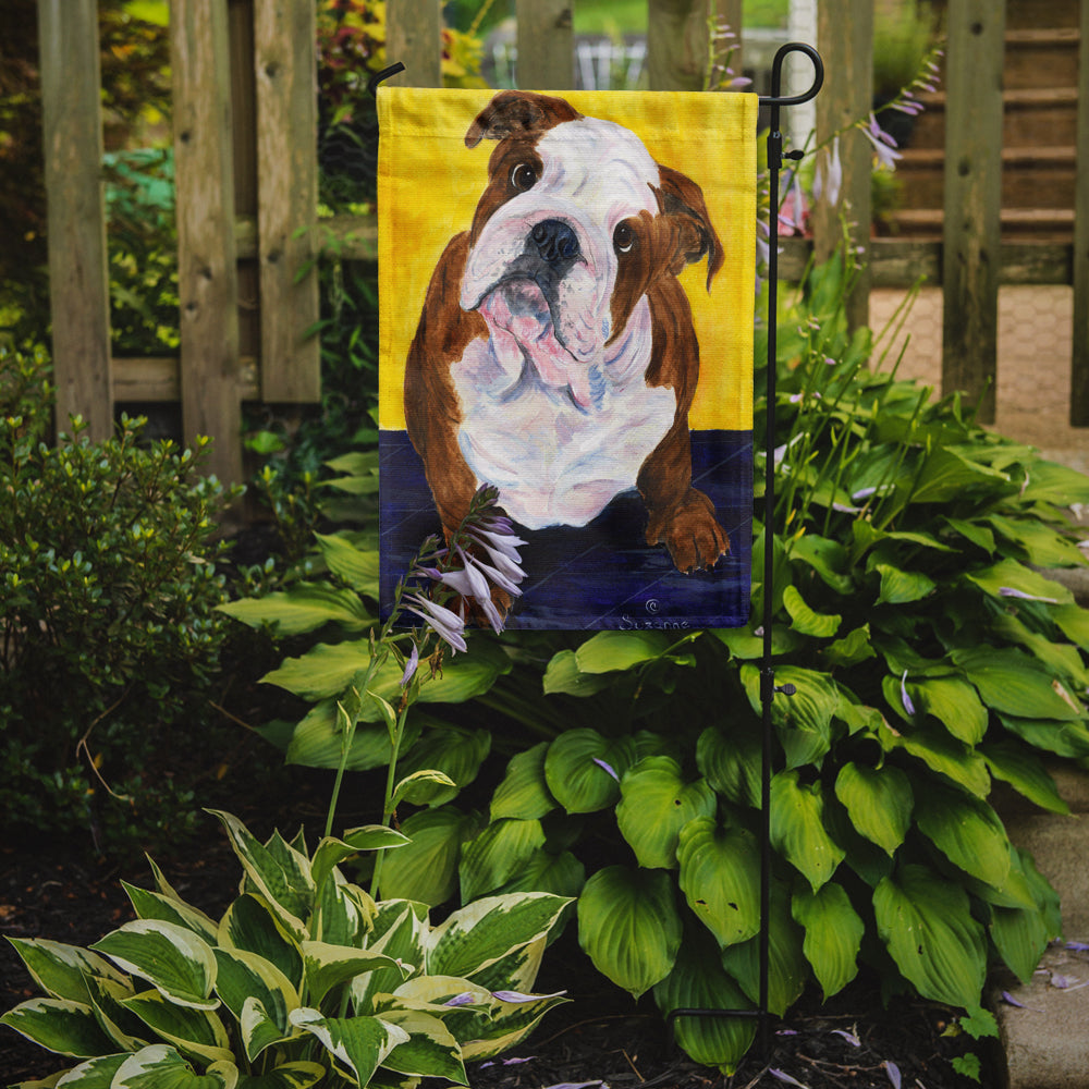English Bulldog Flag Garden Size.