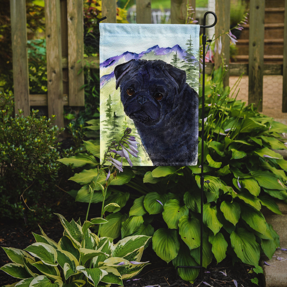 Caroline's Treasures Pug Garden Flag - Outdoor Decorative Yard Flag