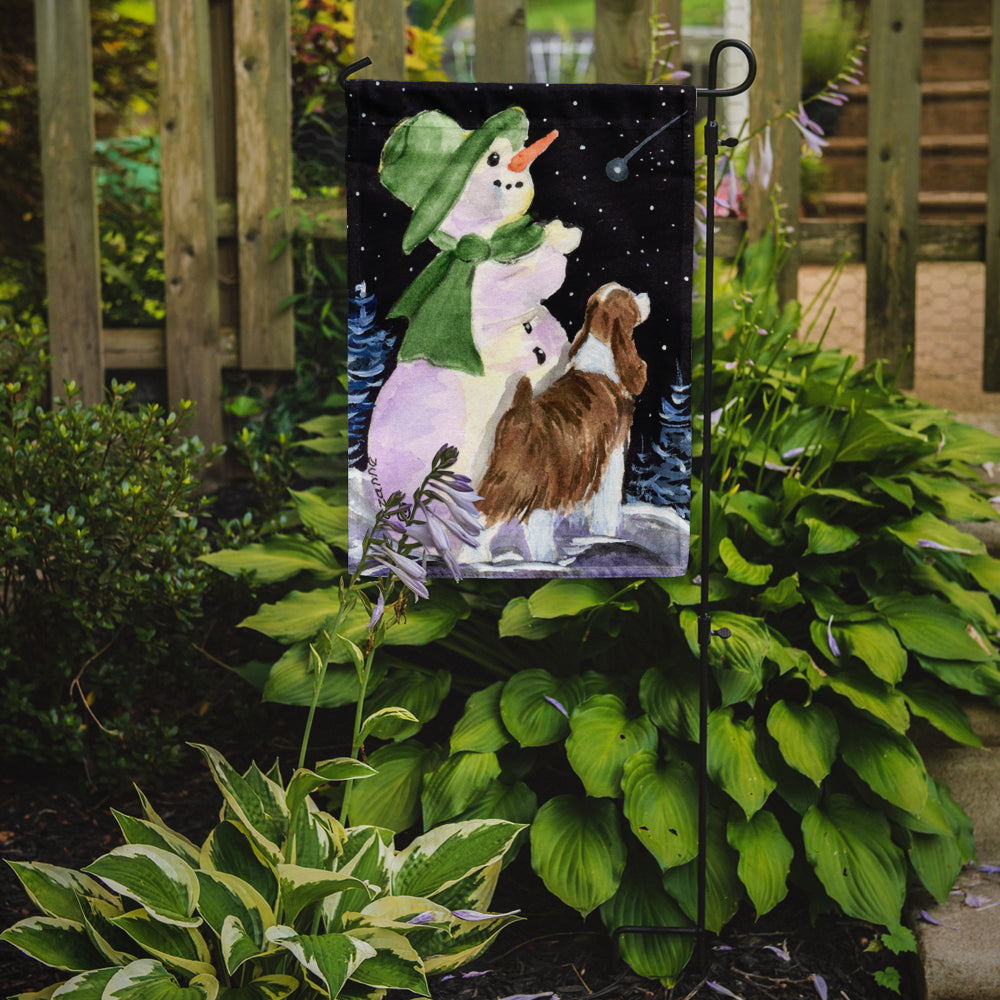 Caroline's Treasures Snowman with English Springer Spaniel Garden Flag - Outdoor Decorative Yard Flag
