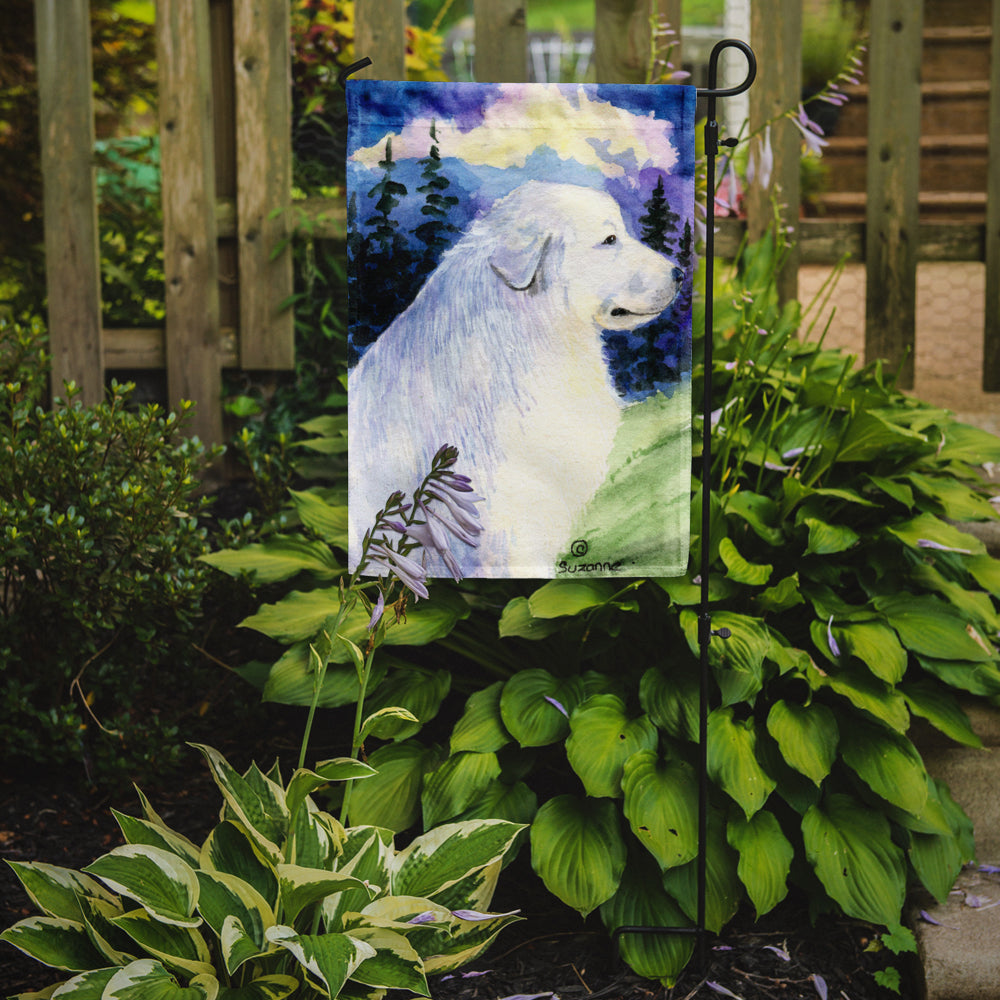 Caroline's Treasures Great Pyrenees Garden Flag - Outdoor Decorative Yard Flag