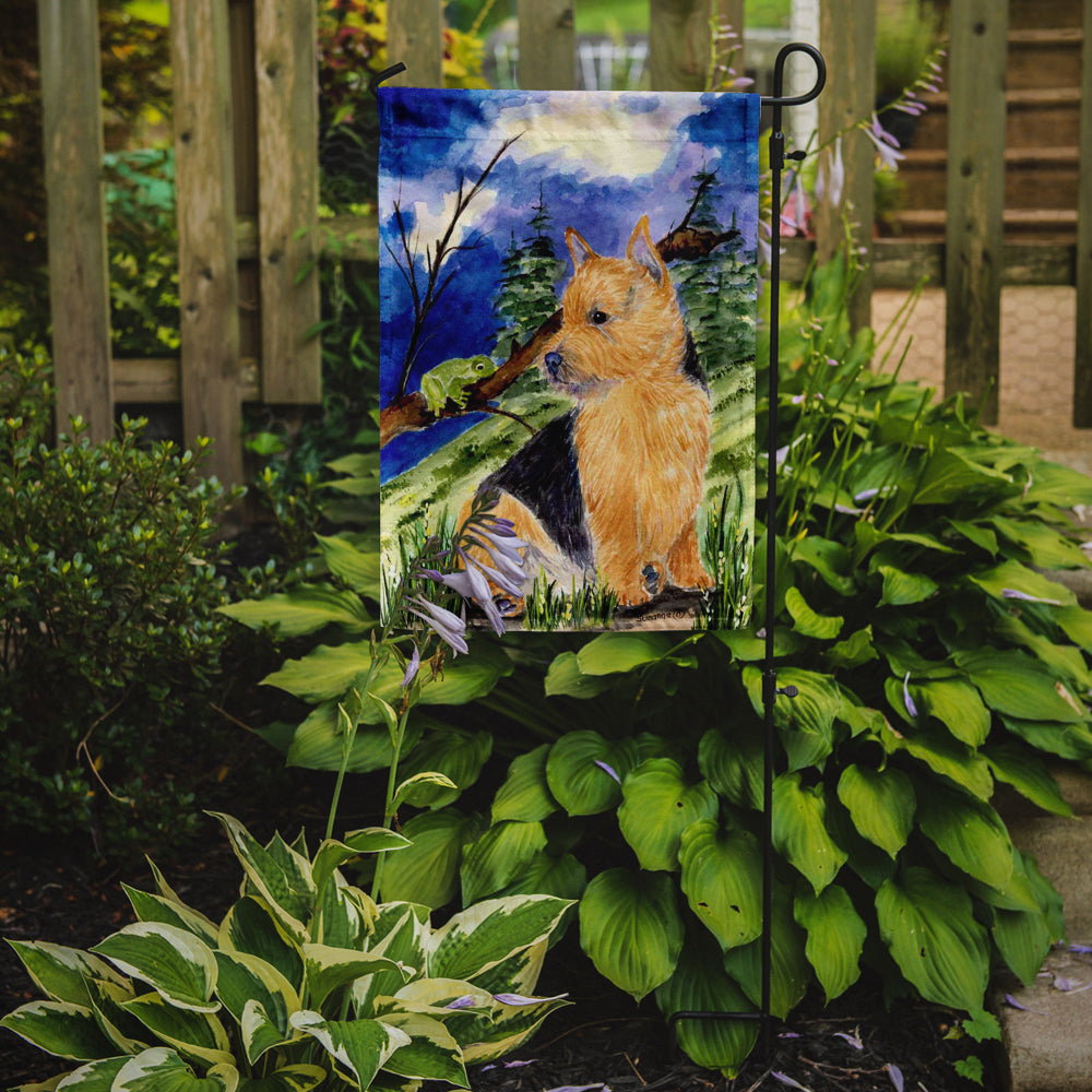 Norwich Terrier Flag Garden Size.