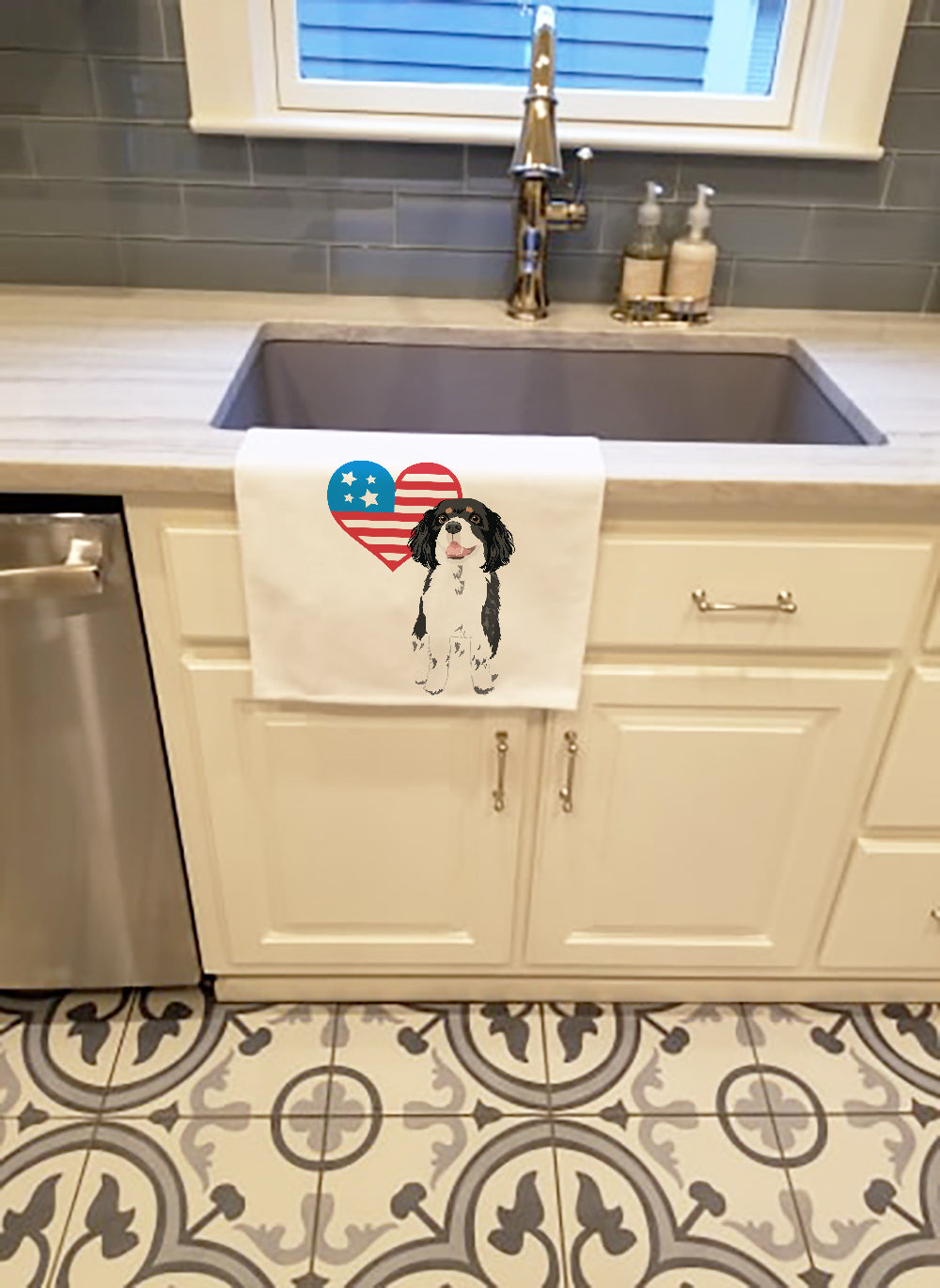 Cavalier King Charles Spaniel Tricolor #2 Patriotic White Kitchen Towel Set of 2 - the-store.com