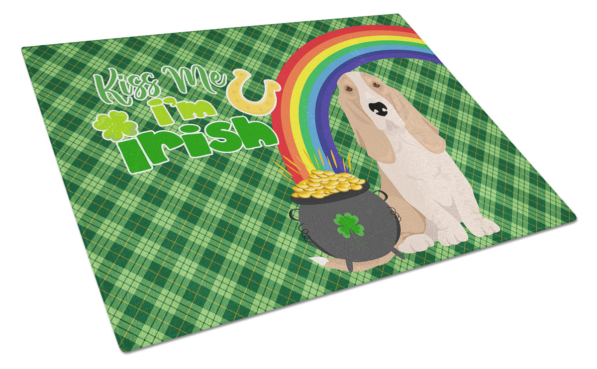 Buy this Lemon and White Tricolor Basset Hound St. Patrick&#39;s Day Glass Cutting Board Large