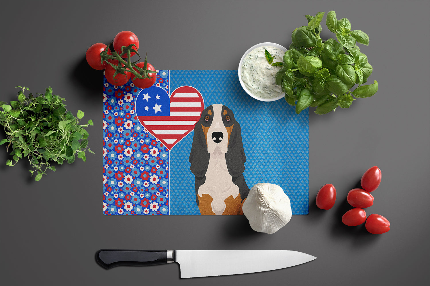 Black Tricolor Basset Hound USA American Glass Cutting Board Large - the-store.com