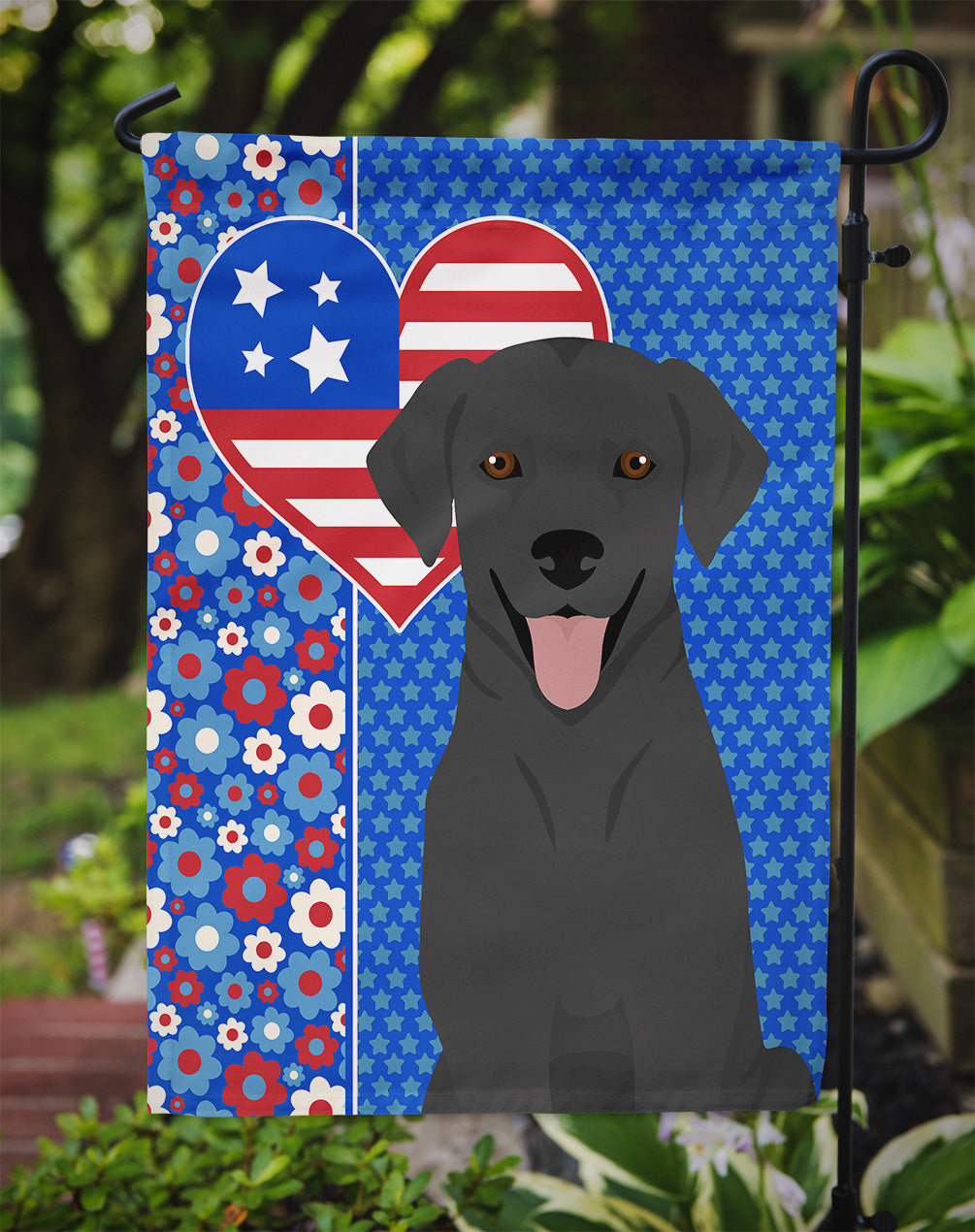 Black Labrador Retriever USA American Flag Garden Size  the-store.com.