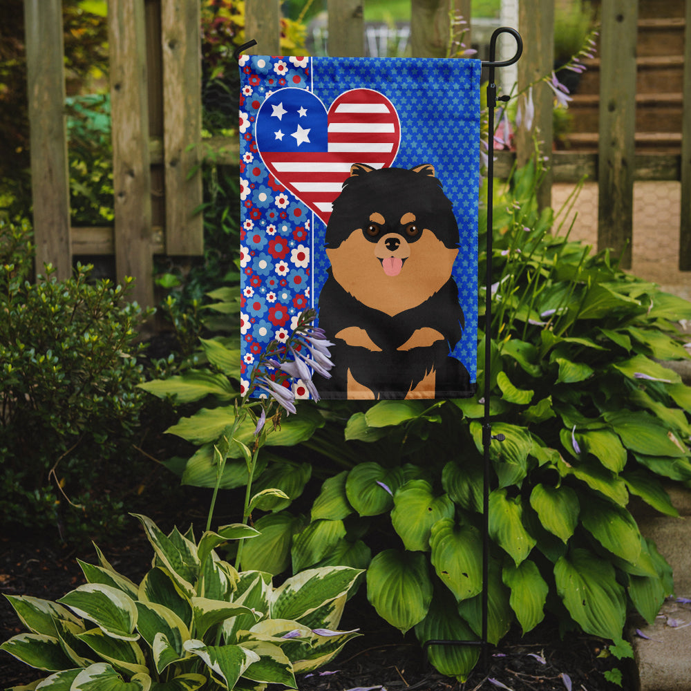 Black and Tan Pomeranian USA American Flag Garden Size