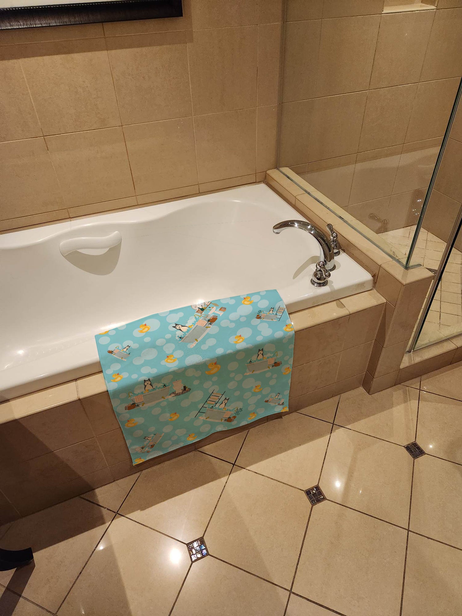West Siberian Laika Spitz in Bathtub Bath Towel Large